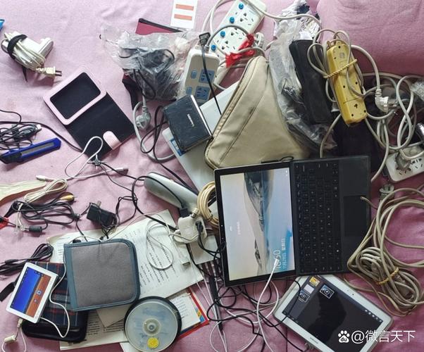 电子“鸡肋”围城 留之无用弃之可惜，我们的世界会被电子产品淹没吗？
